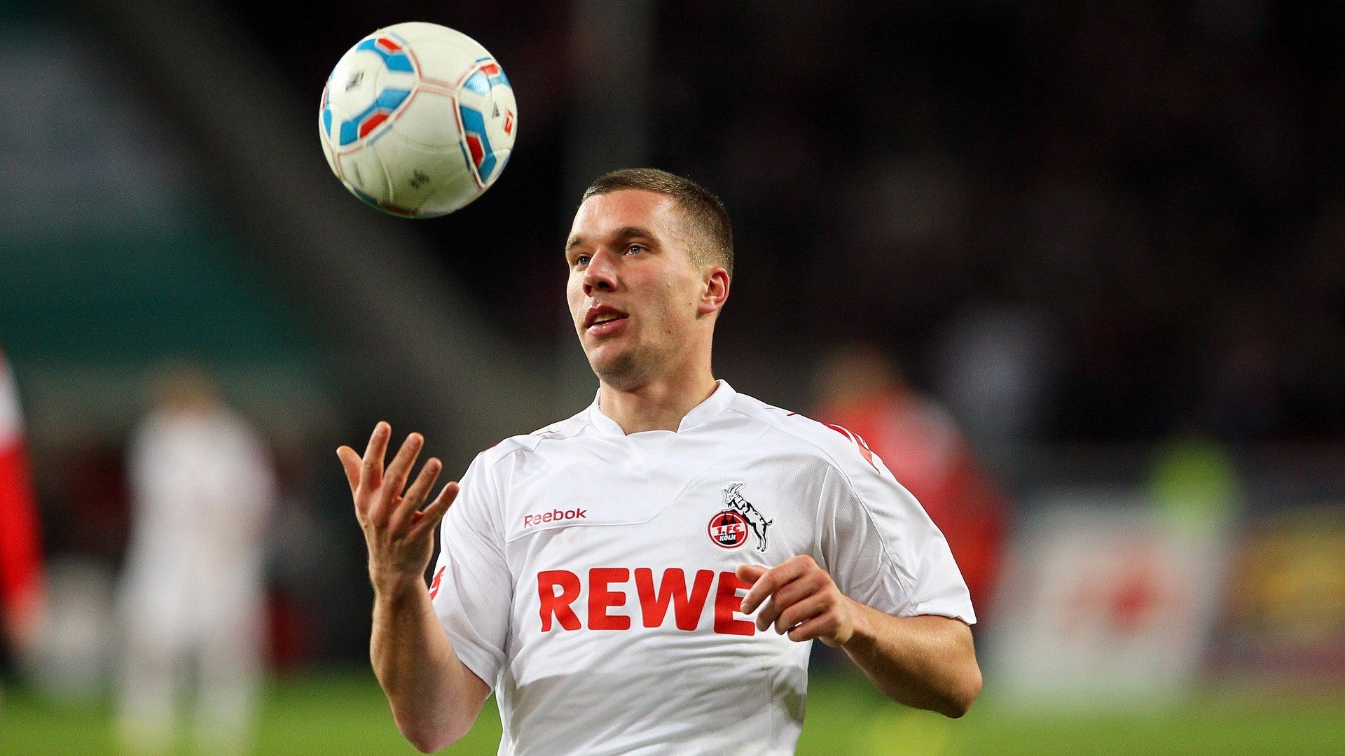 世界杯点滴:那些让人热泪盈眶的瞬间,如果让人回忆世界杯期间令人深刻的案例